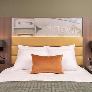 Kamer met een Queen Size Bed